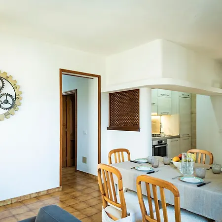 펜션 Casa Olivia - Casa Indipendente Nel Centro Di A 3 Minuti A Piedi Dal Lungomare, 5 Minuti A Piedi Dalla Piu Vicina E Vicinissima Alle Spiagge Piu Belle Della Costa Smeralda